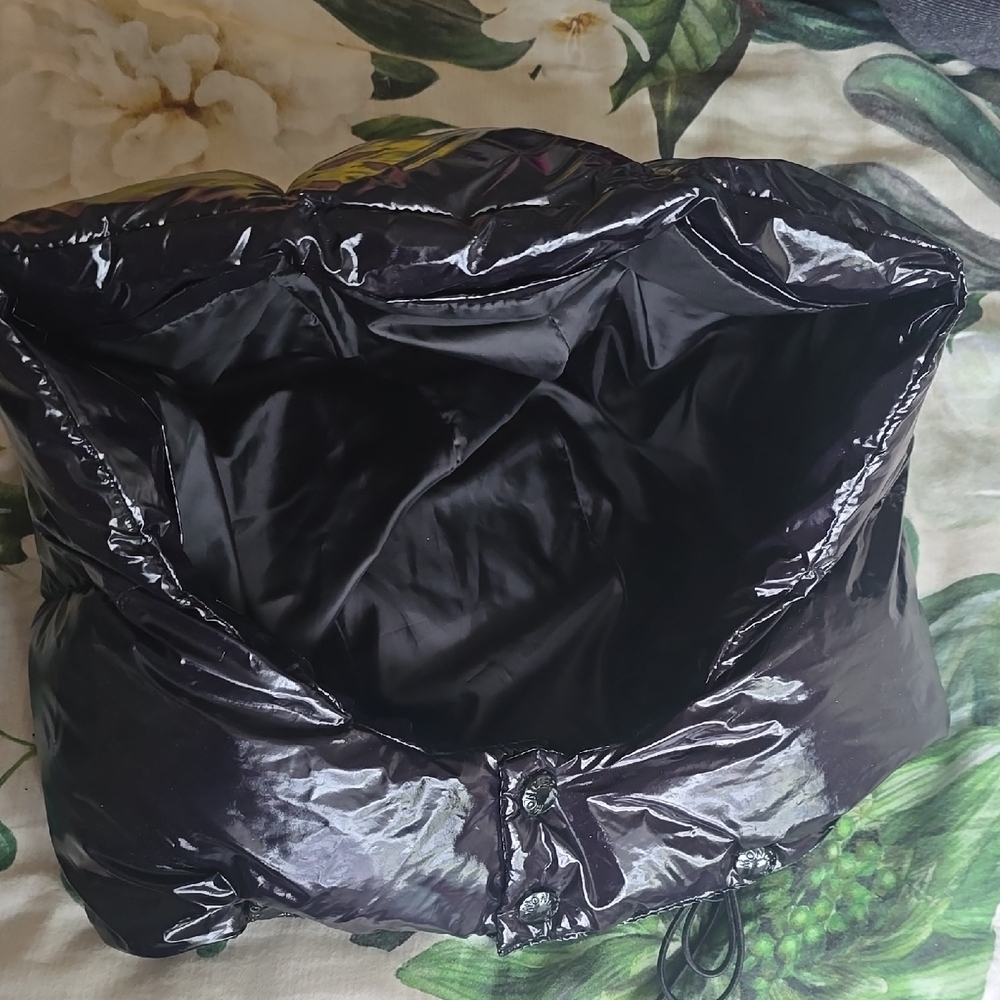 Shiny Black Puffer Hood Moncler Black